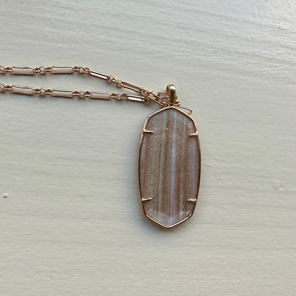 Kendra Scott Faceted Reid Necklace - Picture 5 of 5